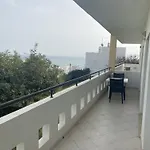 Bayview דירה