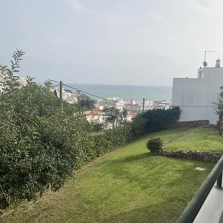 דירה Bayview