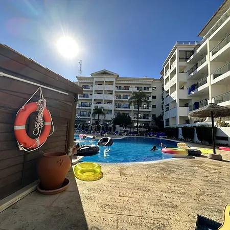 Bayview 阿尔布费拉